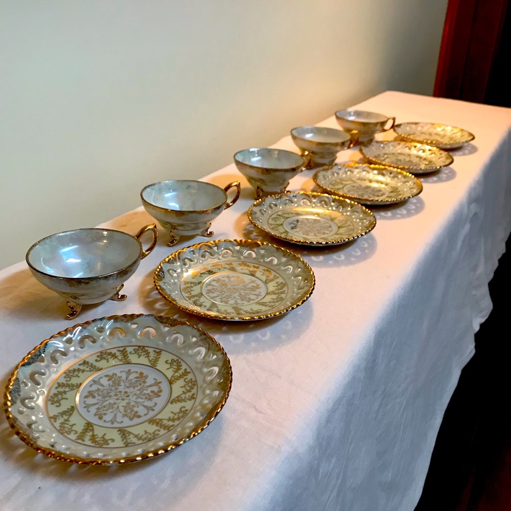 Vintage Lusterware Yamato Teacups and saucers
